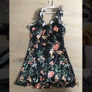 Floral flowy dress